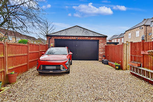 Photo 17- click for photo gallery